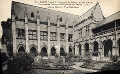 CPA Tours Cloitre de la Psalette Monument de l'anceinne bibliotheque du chapitre
