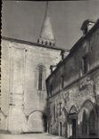 CPA Abbaye de Bassac Cour interieure 