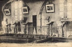 VINTAGE POSTCARD Cliff funerary Statues Surroundings of the lords of Aubigny