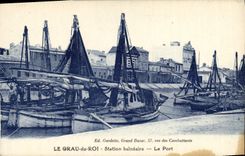 VINTAGE POSTCARD Boat of sin Grau of the King Seaside resort the port