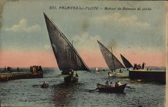 VINTAGE POSTCARD Boat of Palavas sin the Floods Return of boats of sin