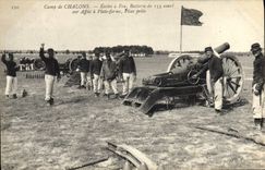 CPA Militaria Camp de Chalons Ecoles a feu Batterie de 155 court sur affut a plate forme 