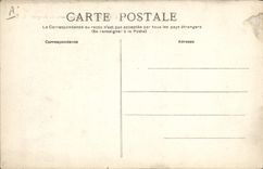 VINTAGE POSTCARD Boat of La Rochelle sin an exit of boats