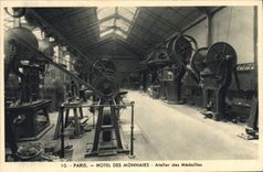 VINTAGE POSTCARD Paris Mint Workshop of the medals