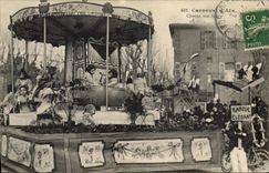 CPA Fete Foraine Carnaval d'Aix Chacun son tour Rasoir elegant Velo Cycle TOP