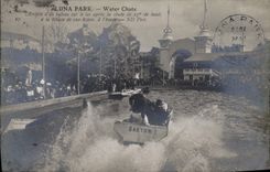 CPA Fete Foraine Luna Park Water chute Arrivee d'un bateau sur le lac 