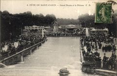 VINTAGE POSTCARD Fun fair Celebrates of Saint Cloud Grand basin and the lawn