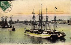 CPA Bateau de peche Bordeaux Les morutiers en rade 