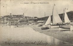 CPA Bateau de peche Cannes La plage et le Mont Chevalier 