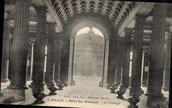 CPA Paris Hotel des Monnaies Le peristyle