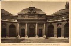 CPA Paris Hotel des Monnaies Cour d'honneur Entree du monnayage