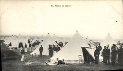 CPA Militaria Sous la tente