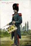 CPA Militaria Regiment des grenadiers Tambour
