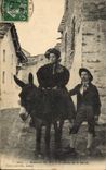 CPA Folklore Bonneval sur Arc Costumes de Savoie Ane Mule 