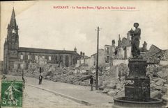 VINTAGE POSTCARD Baccarat the street of the bridges the church and the Statue of Militaria freedom