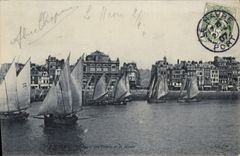 VINTAGE POSTCARD Fishing Vessel Le Havre
