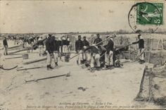 CPA Fantaisie Militaria Artillerie de forteresse Ecoles a feu Batterie de mortiers de 220