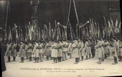 VINTAGE POSTCARD Fantasy Militaria Funeral of the Foch Marshal glorious flags of the French Army