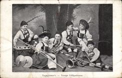VINTAGE POSTCARD Dwarf Dwarves Tschuschke' S Lilluputienne Troop