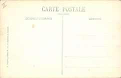 Salida de Royan del barco pesquero de la POSTAL de la VENDIMIA de un barco en el crepúsculo