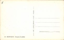 Barcos de Honfleur de la pesca del recipiente de la POSTAL de la VENDIMIA del pecado