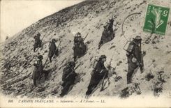 Infantería de Militaria de la fantasía de la POSTAL de la VENDIMIA con el ataque