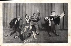 CPA Nain Nains Lilliputiens russes Katia Casino de Paris Russie Russia