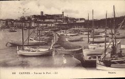 CPA Bateau Peche Cannes Vue sur le port 