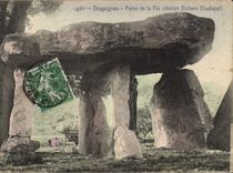 CPA Menhir Dolmen Draguignan La Pierre de la Fee Ancien dolmen druidique