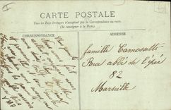 CPA Bateau Peche Cannes Un Yacht de courses sortant du port 