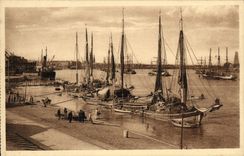CPA Bateau Peche Bordeaux La rade