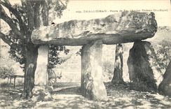 CPA Dolmen Menhir Draguignan Pierre de fee Ancien dolmen druidique 