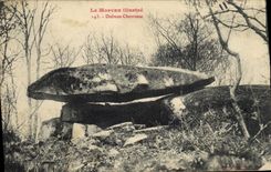 VINTAGE POSTCARD Dolmen Menhir Morvan Chevresse Dolmen