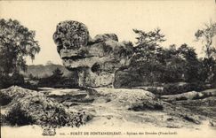 CPA Dolmen Menhir Foret de Fontainebleau Sphinx des druides Franchard 
