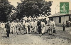 CPA Militaria Camp d'Auvours Cantine et corvee