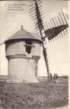 CPA Moulin a vent Le moulin de Larmot bordant la route de Damgan a Penerf 