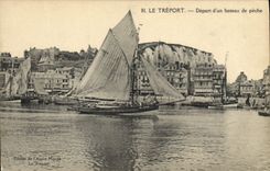 CPA Bateau de peche Le Treport Depart d'un bateau 