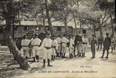 CPA Militaria Camp de Carpiagne Section de mitrailleuse