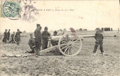 CPA Militaria Ecoles a feu Piece de 75