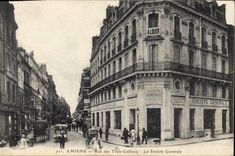 VINTAGE POSTCARD Bank Amiens Street of Three Stones the General society