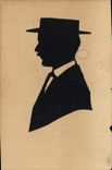 CPA Contre la lumiere Homme