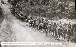 CPA Militaria British artillery going to the front