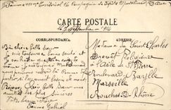 CPA Militaria Au champ de manoeuvres Une distribution de lait