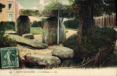 VINTAGE POSTCARD Dolmen Menhir Saint Nazaire