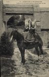 VINTAGE POSTCARD Folklore Departure for the city Normandy Horse