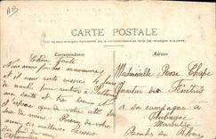 El ejército de Militaria de la POSTAL de la VENDIMIA maniobra la cantina del batallón