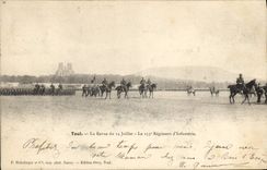 CPA Militaria Toul La revue du 14 juillet Le 153eme regiment d'infanterie