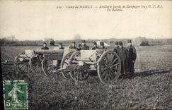 CPA Militaria Camp de Mailly Artillerie lourde de Campagne En batterie 