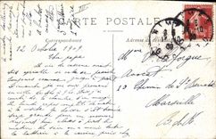 CPA Militaria En Campagne Chargement d'une piece de 75 mm