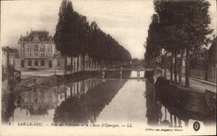 VINTAGE POSTCARD Bank Seen on Ornain and the Savings bank Bar the Duke